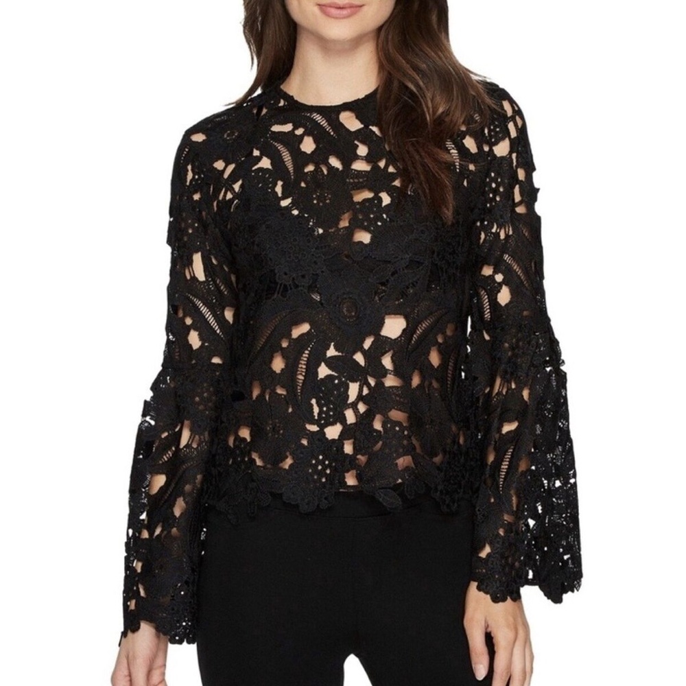 Crochet Lace Belle Sleeve